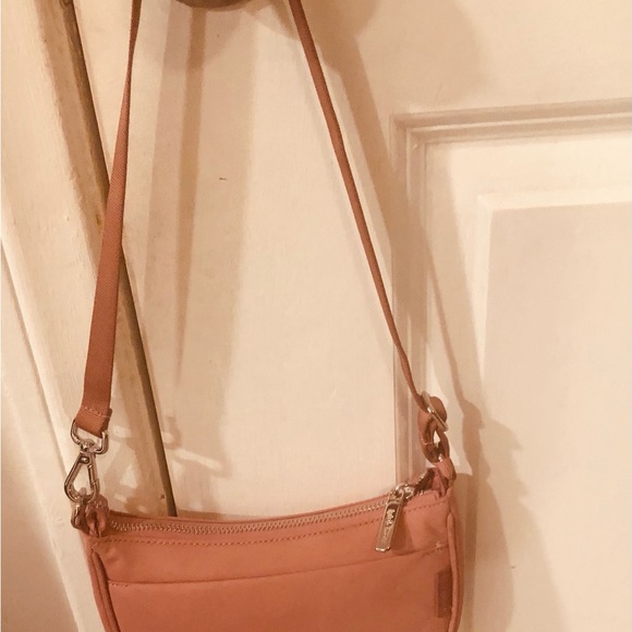 lululemon athletica Blush Pink Shoulder Bag - Picture 5 of 6